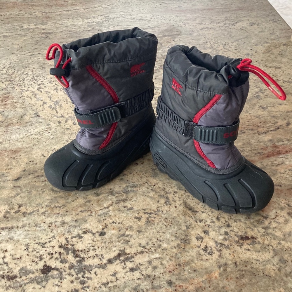 Kids Sorel boots size 12